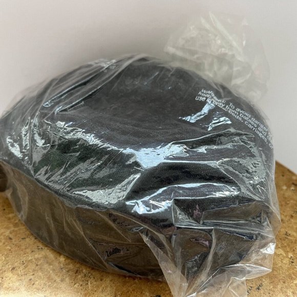 Vintage Women's Black Mesh Veil Pillbox Fascinator Party Cap w/ Bow and Rose Gem - Picture 10 of 13